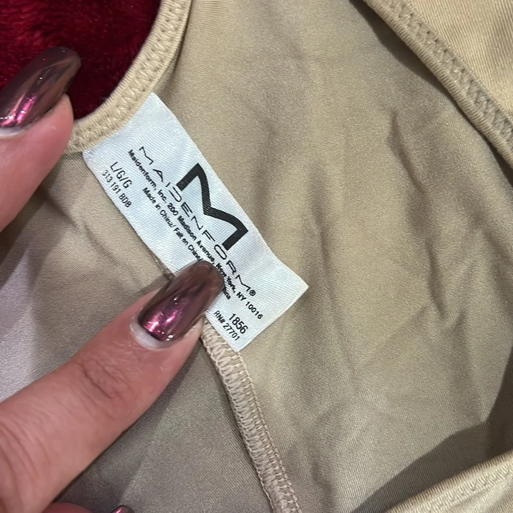 Bundle of three different body slimming shape wear undergarments all size large - Picture 3 of 10